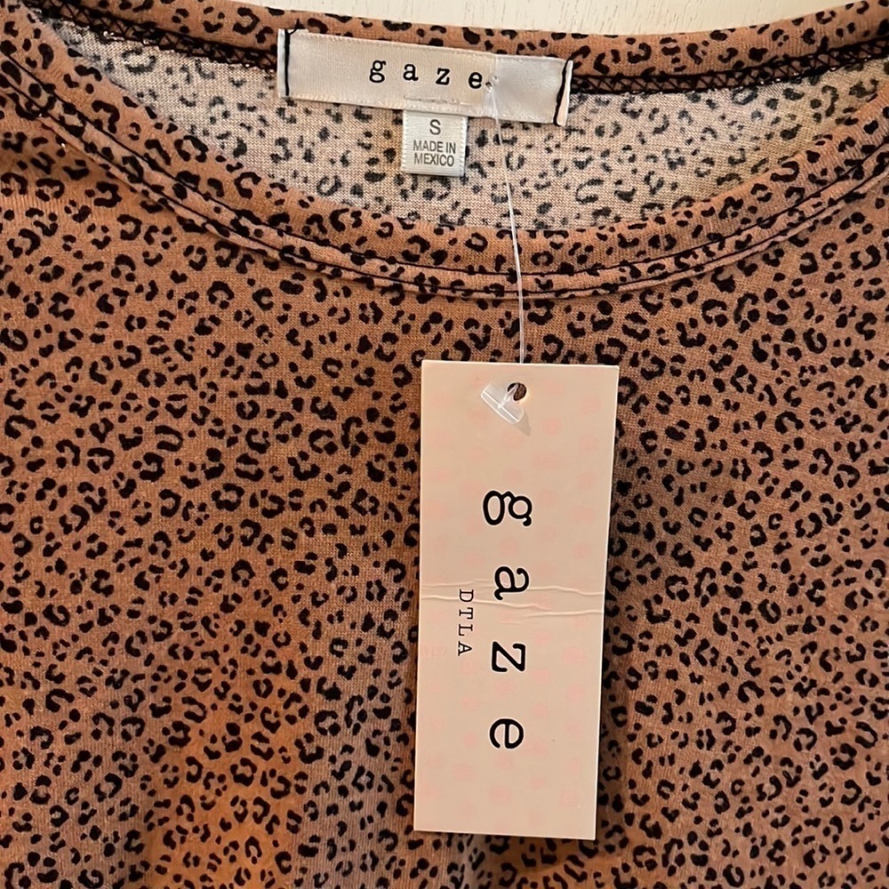 Gaze Long Sleeve shirt, Leopard Print Size Small, new! - Picture 2 of 4